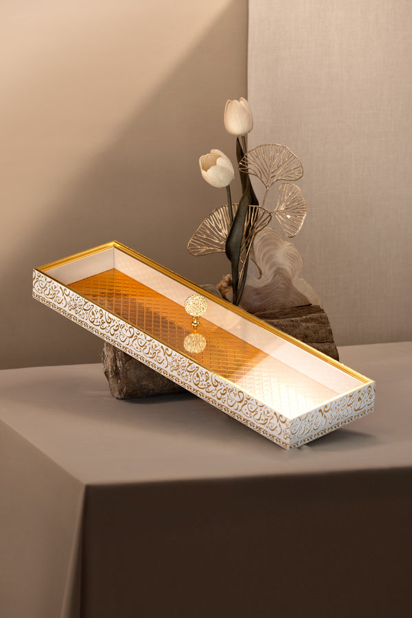 Luxury Serving Tray with aCrylic cover'